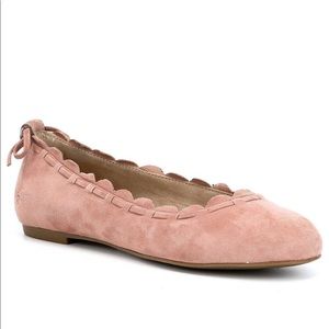 Jack Rogers Lucie Scalloped Flat